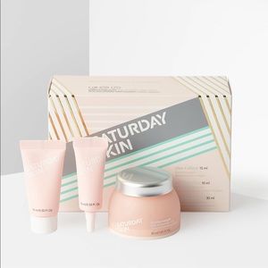 NWOB! Saturday Skin Daily Essentials kit